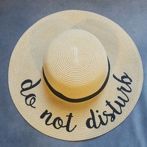 Beach Hat | Do Not Disturb